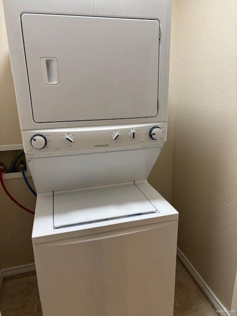 Building Photo - 15 Evergreen Ave