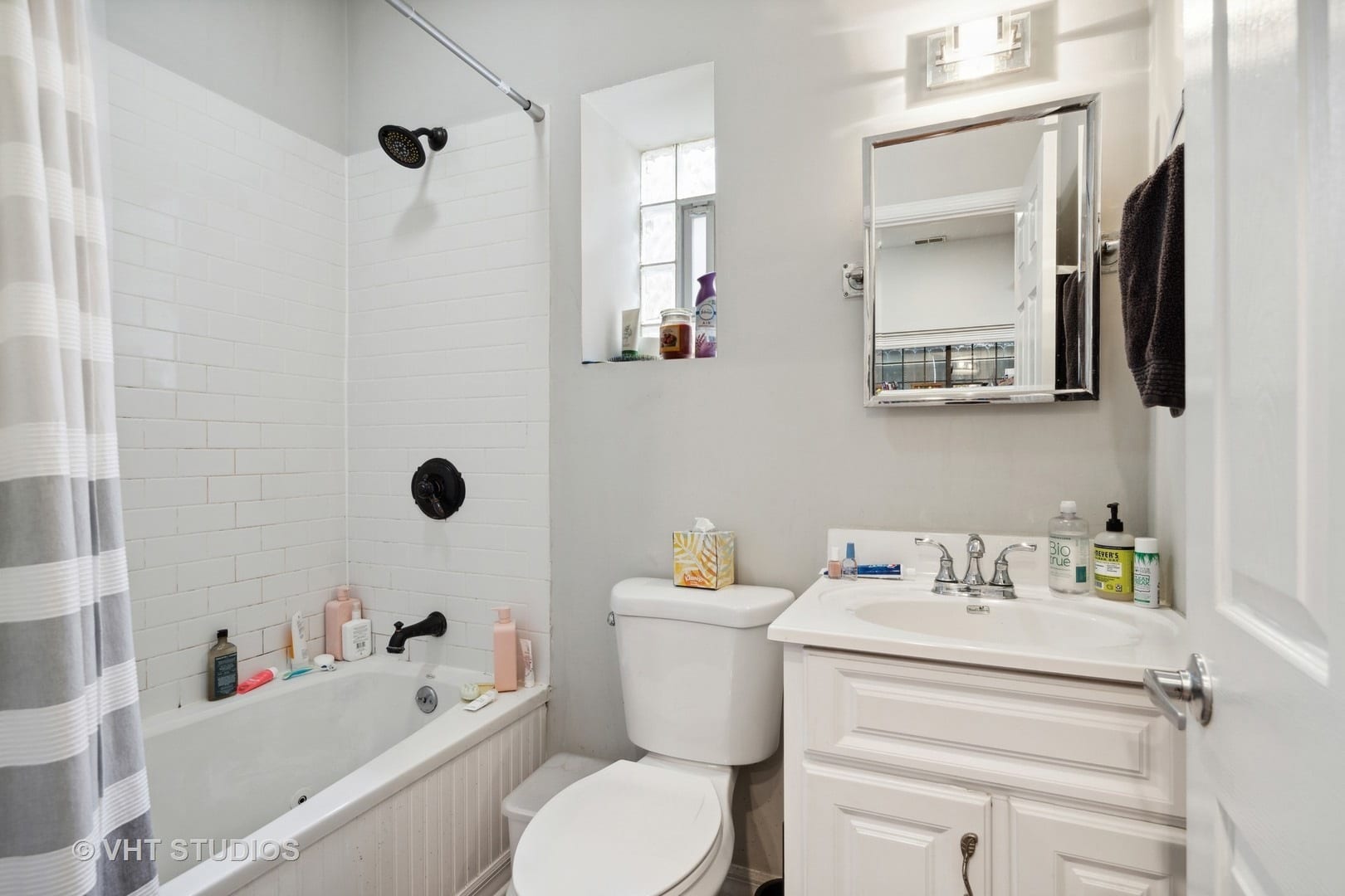 Building Photo - 1722 W Ohio St