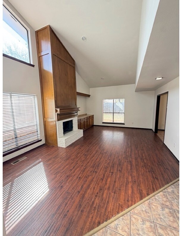 Building Photo - 12333 Cedar Springs Ln