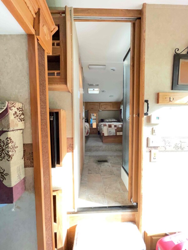 Building Photo - 1095 W El Camino Real