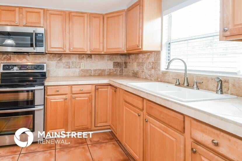 Building Photo - 2130 Liscard Rd W