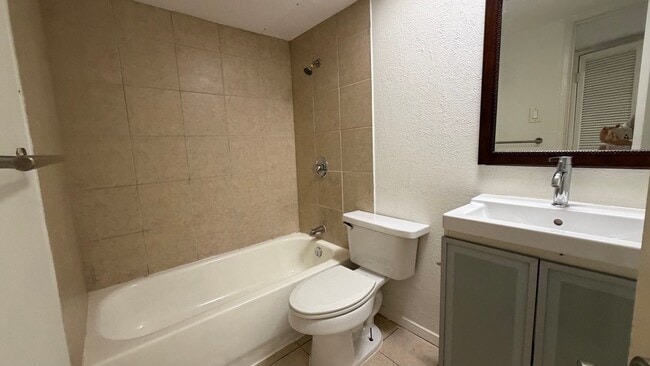 Building Photo - 4107 Avondale Ave
