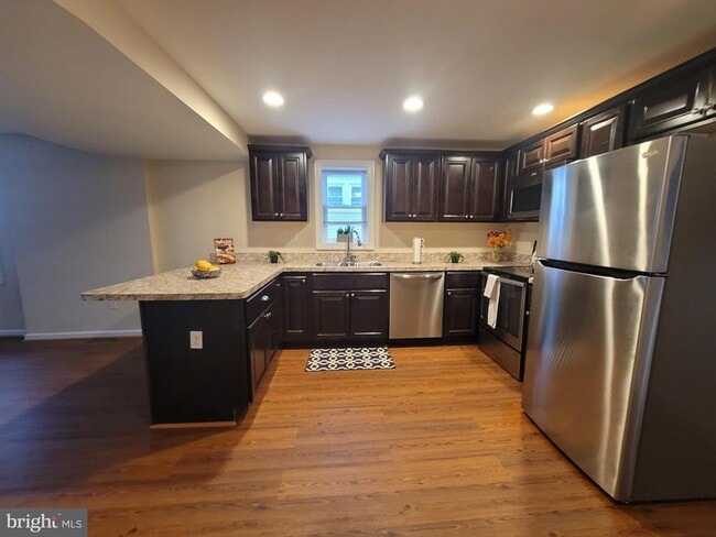 Building Photo - 235 Millwood Ave