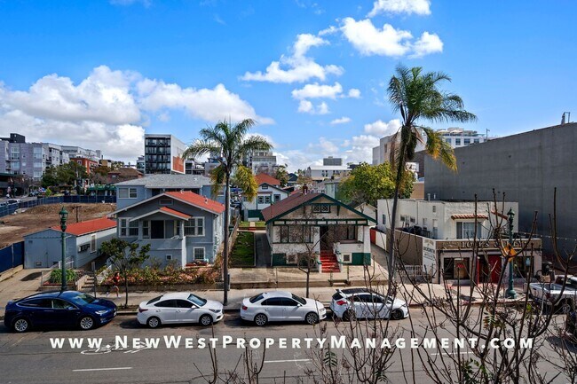 Building Photo - Spectacular Little Italy Loft at Doma, 2 Parking Spaces! Small Pet OK!