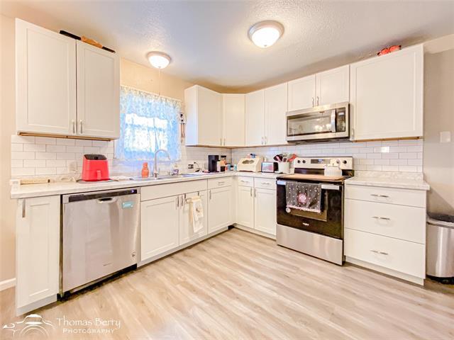 Building Photo - 433 Fannin St