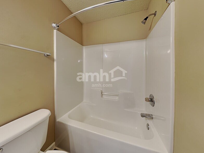 Building Photo - 24 Hartsfield Ct