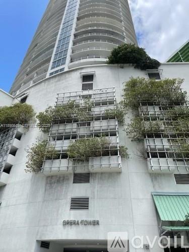 Primary Photo - 1750 N Bayshore Dr