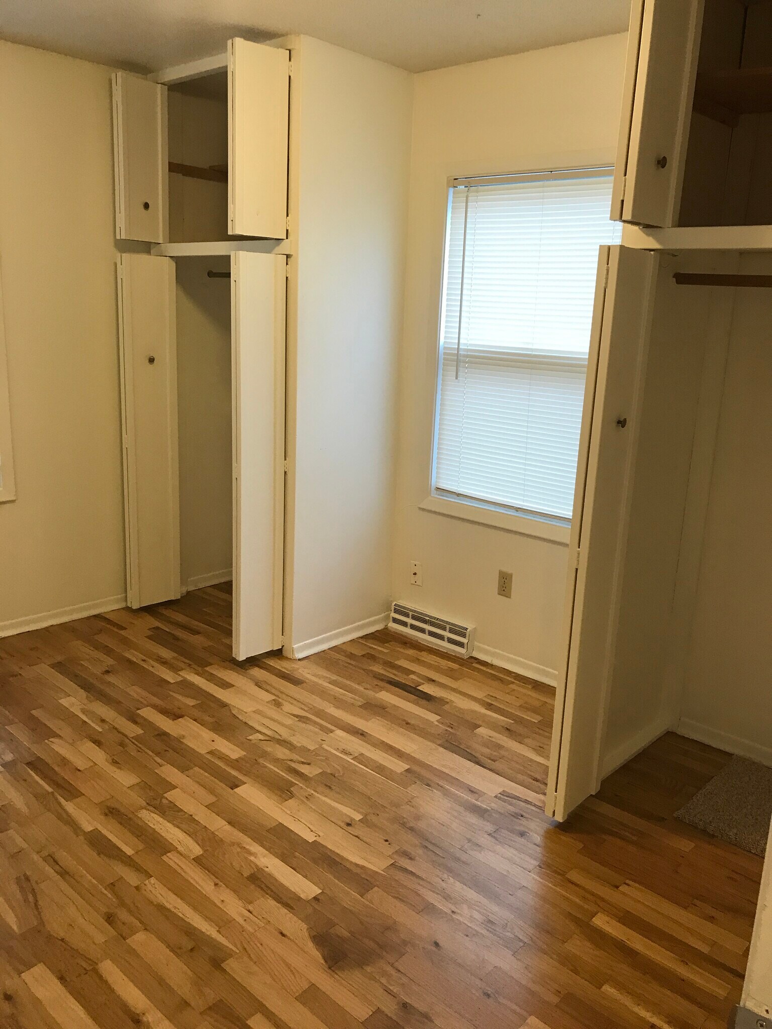 Building Photo - 2719 8th Ave N