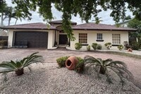 Building Photo - 15816 SW 103rd Ln