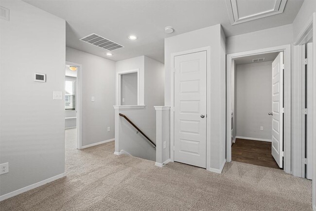 Building Photo - 2704 Derwent Dr