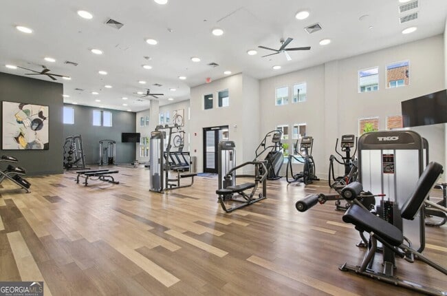 Building Photo - 550 Webb Gin House Rd