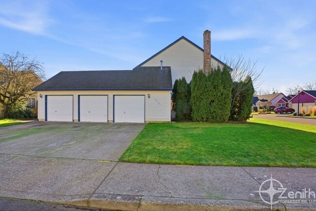 Building Photo - 16101 SE 18th St