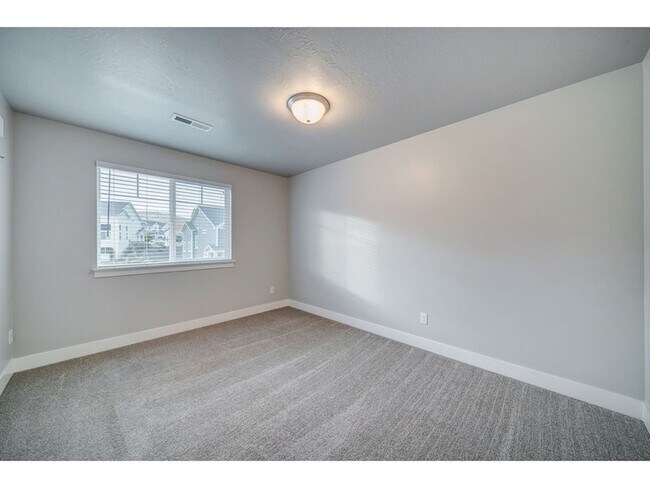 Building Photo - 3784 W 2330 N