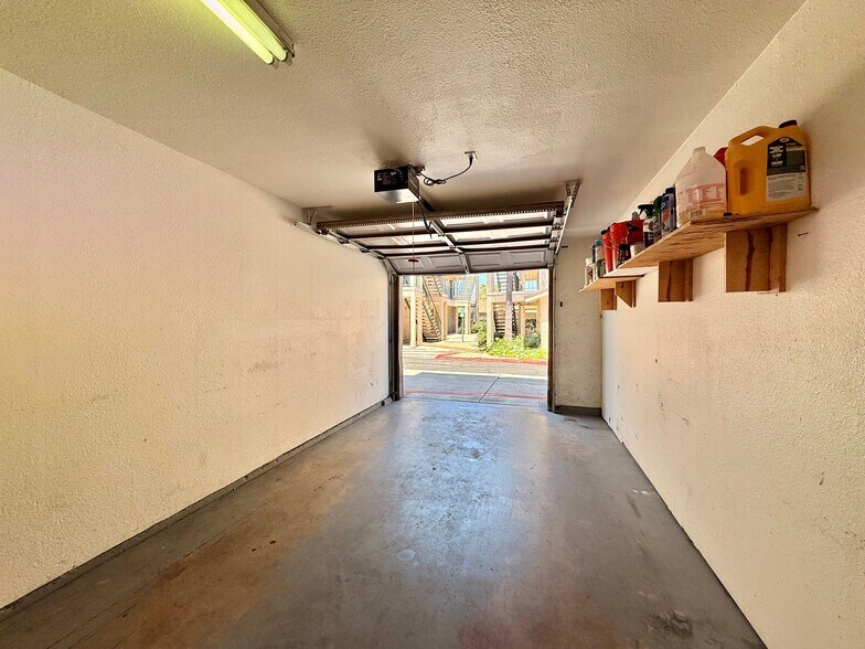 Building Photo - 227 50th St