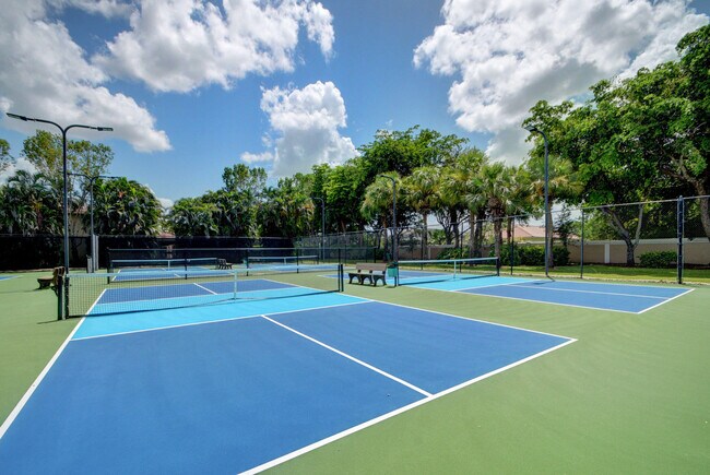 Building Photo - 4166 Wellington Shores Dr