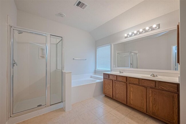 Building Photo - 24523 Carlton Springs Ln