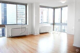 Building Photo - 3 bedroom in NEW YORK NY 10038