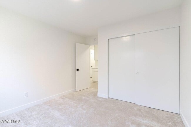 Building Photo - 514 E Ave J 9