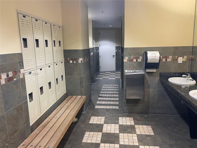 Building Photo - 1745 E Hallandale Beach Blvd