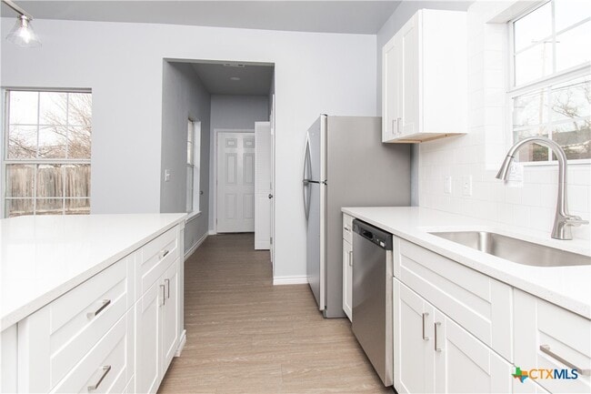 Building Photo - 917 S 19th St