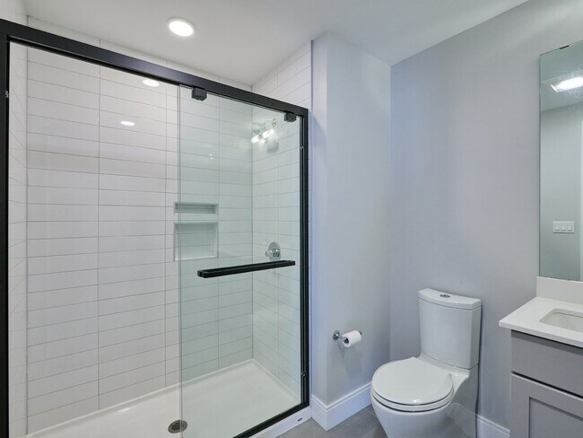 Building Photo - 14 Walley St