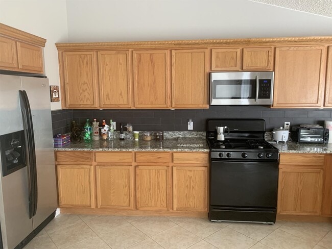 Building Photo - 2409 Serenity Bend