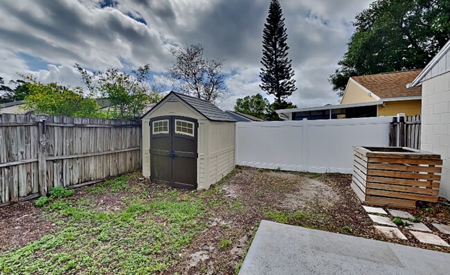 Building Photo - 1118 Vista Palma Way