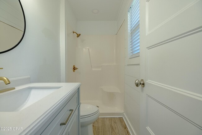 Building Photo - 8504 Tradewinds Dr