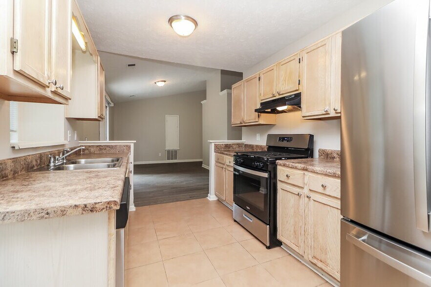 Building Photo - 3810 Greenbrook Dr