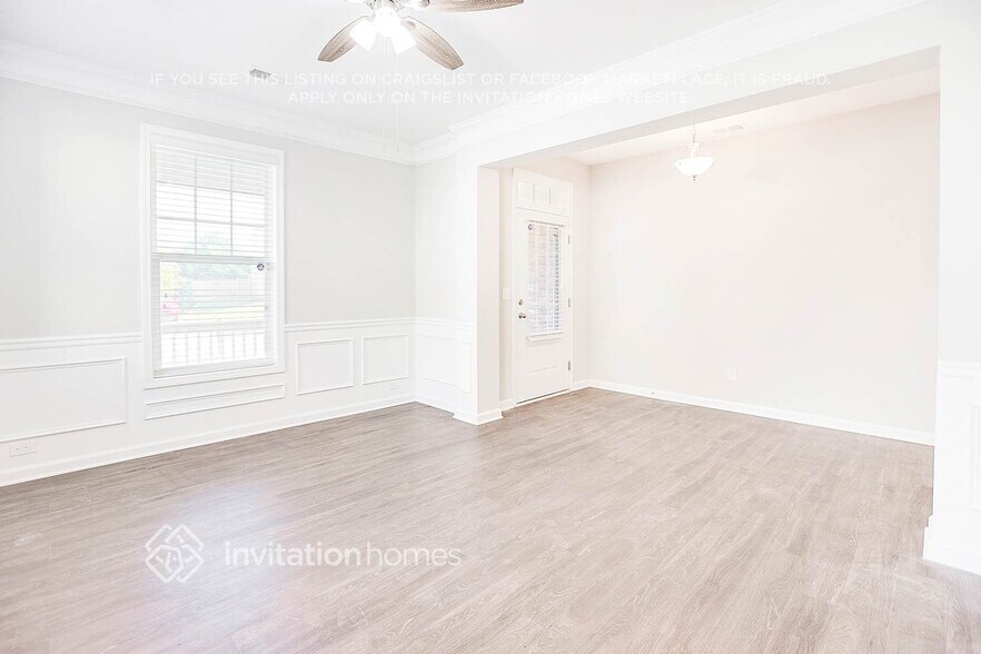Building Photo - 490 Lanier Ct