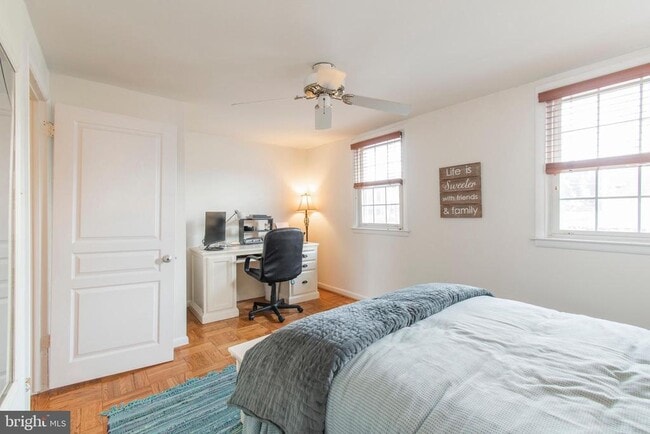 Building Photo - 815 Lombard St