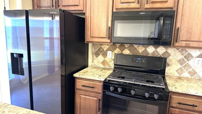 Building Photo - 7022 Boardwalk Ave