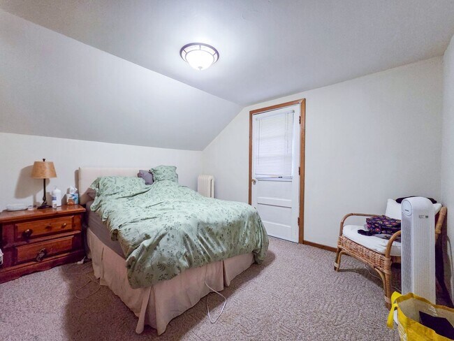 Building Photo - 438 W Wilson St