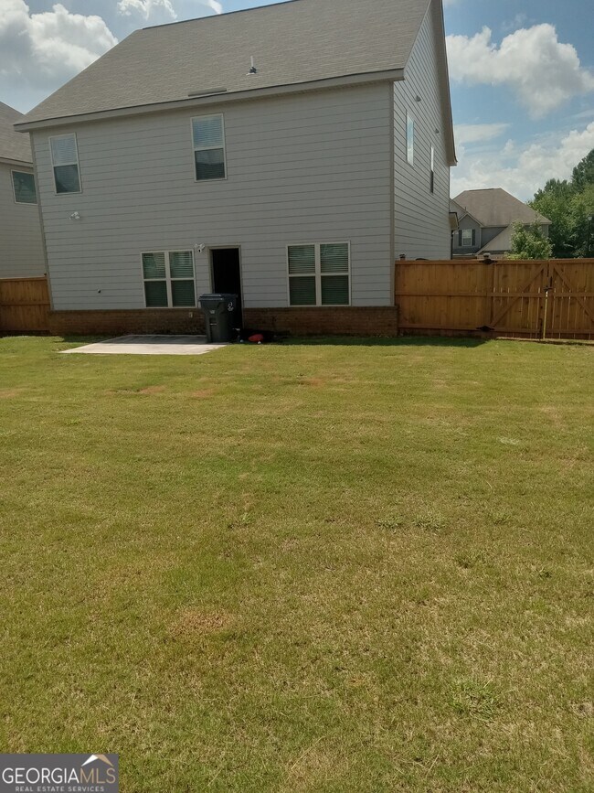 Building Photo - 1189 Hartwell Rd