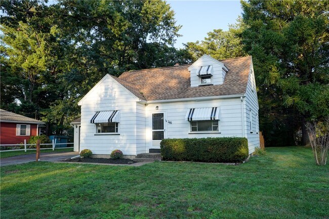 Building Photo - 146 Prospect St