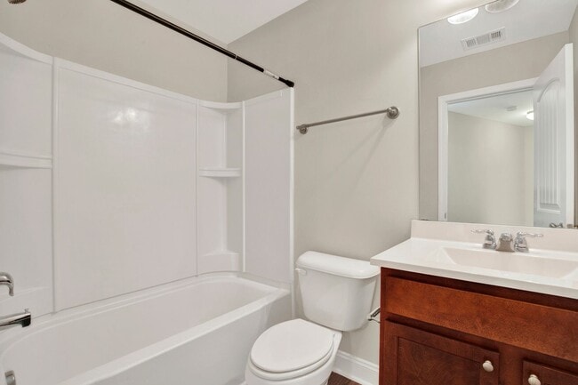 Building Photo - Townhome for Rent