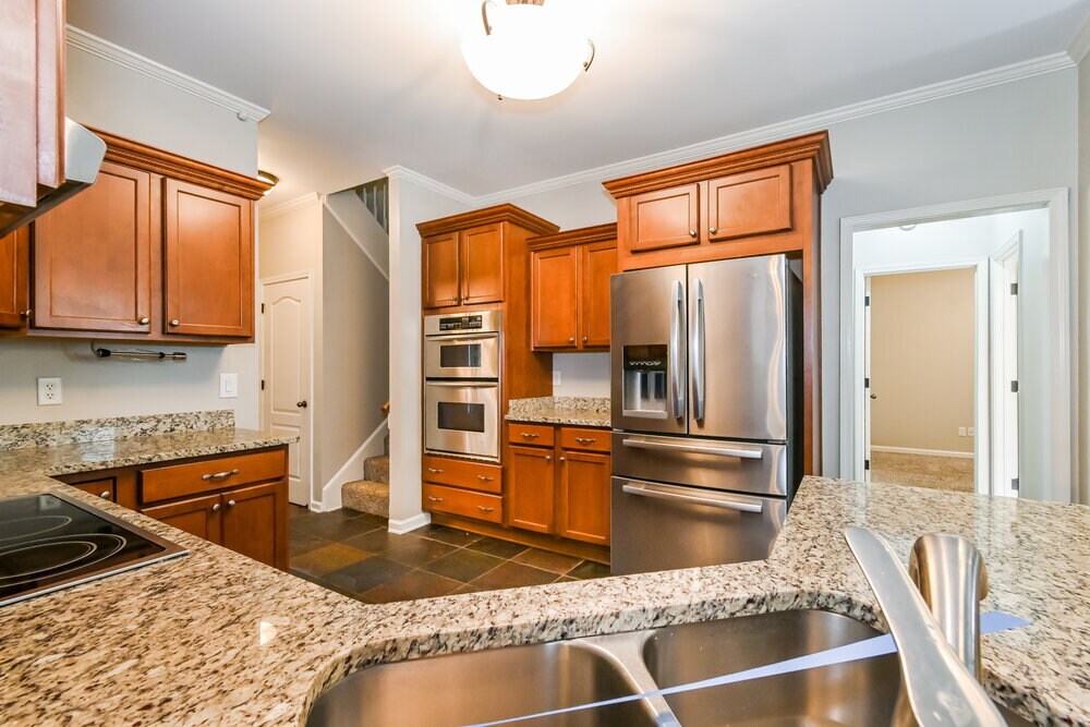Building Photo - 374 Steadman Ln