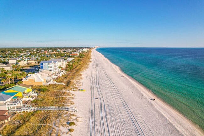 Building Photo - 76 Gulf View Dr