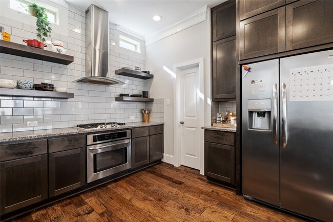 Building Photo - 6759 Highclere Manor Ln