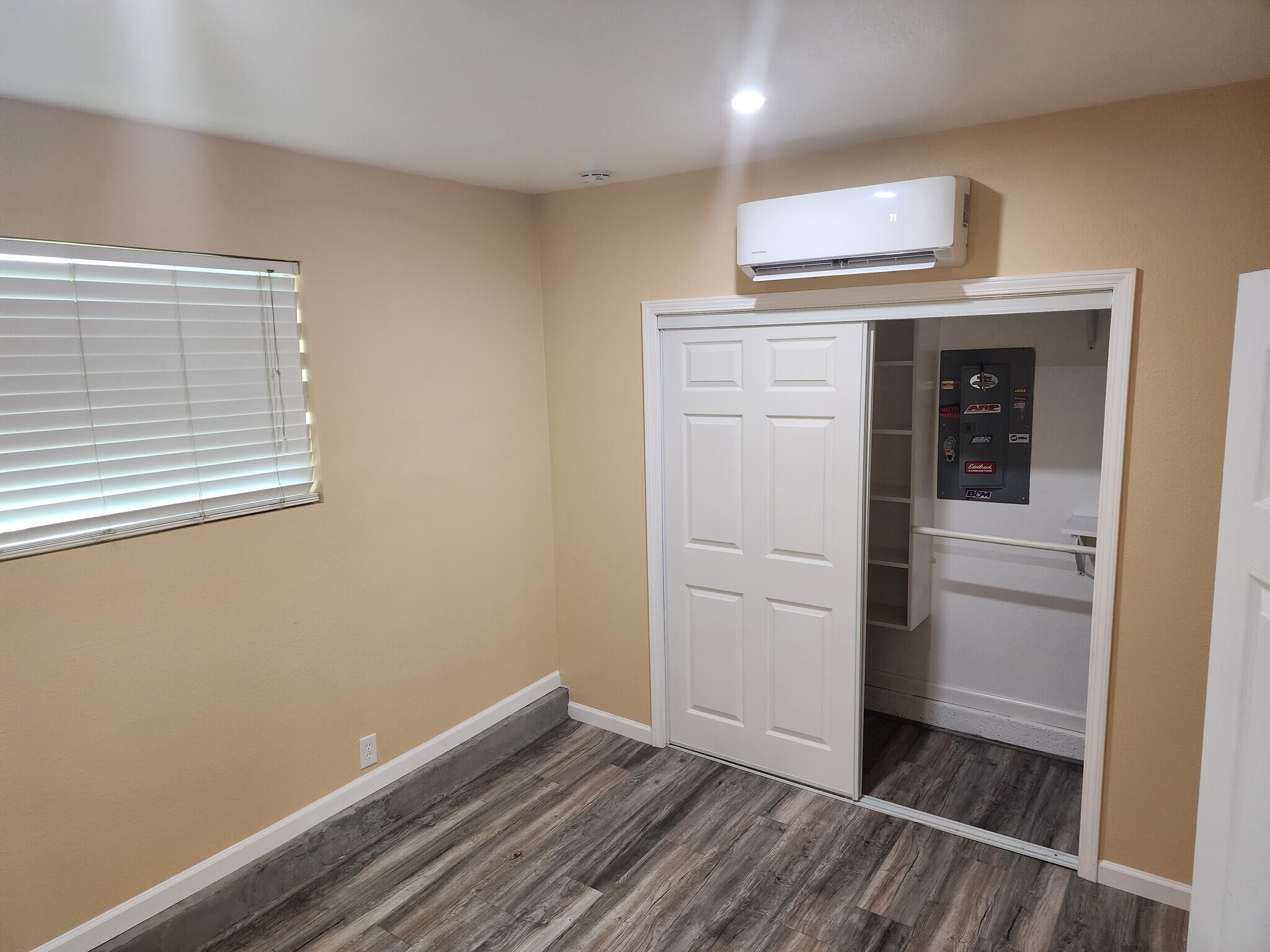 Building Photo - 509 Timber St