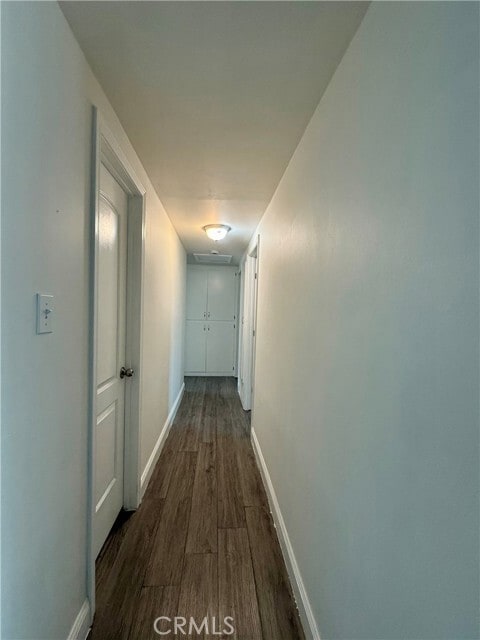 Building Photo - 906 N Sacramento Ave