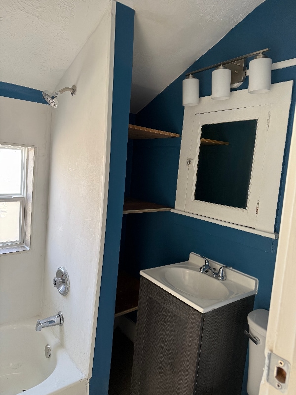 Building Photo - 4476 Evans St