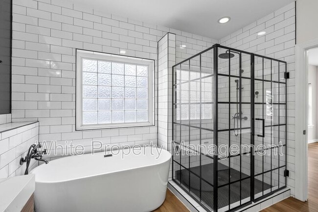 Building Photo - 11012 Southfield Dr