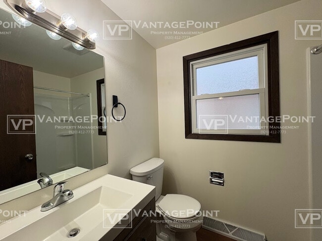 Building Photo - 2571 Trojan Dr