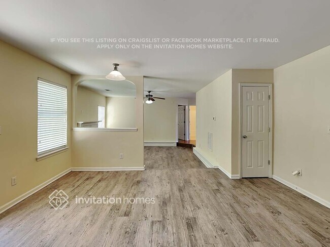 Building Photo - 140 Ontario Dr