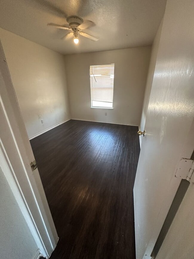 Building Photo - AVAILABLE NOW; APPLY TODAY AT OUR WEBSITE!!