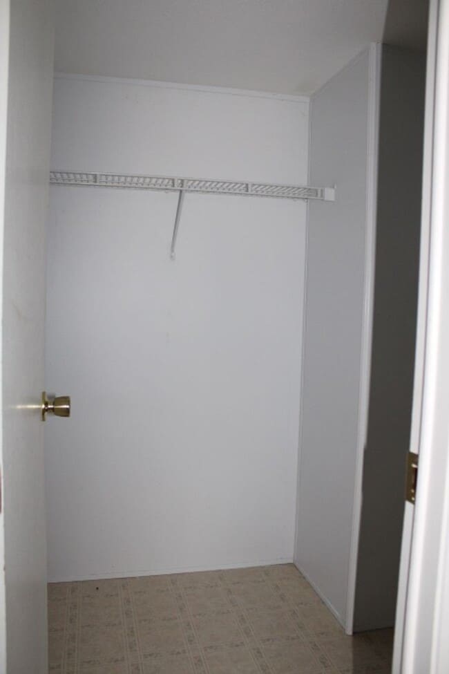 Building Photo - 5266 Sunset Dr