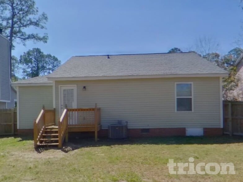 Building Photo - 217 Westport Dr