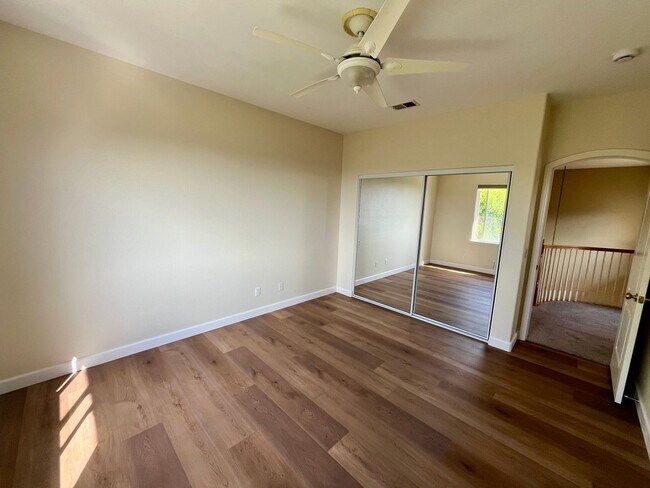 Building Photo - Carlsbad 4 bedroom Stunner on Cul-de-sac w...