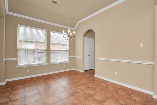Building Photo - 6727 Oakman Ln